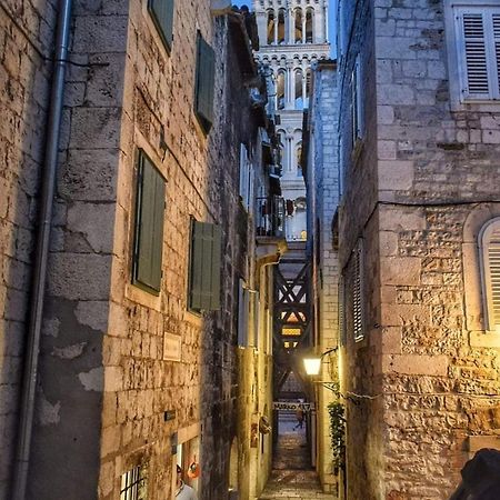 Largo Apartment In The Heart Of Diocletian Palace Split Exteriér fotografie