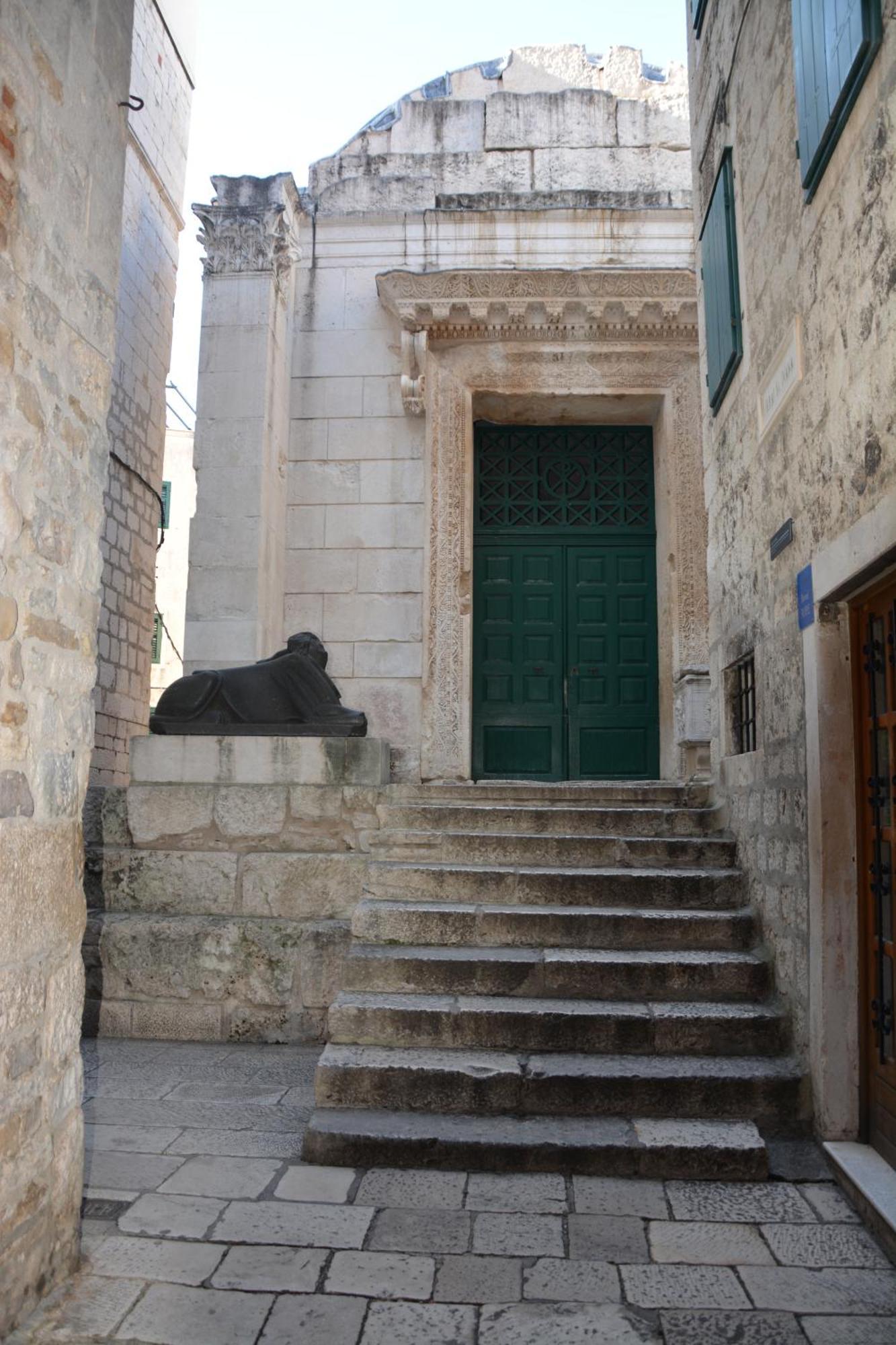 Largo Apartment In The Heart Of Diocletian Palace Split Exteriér fotografie